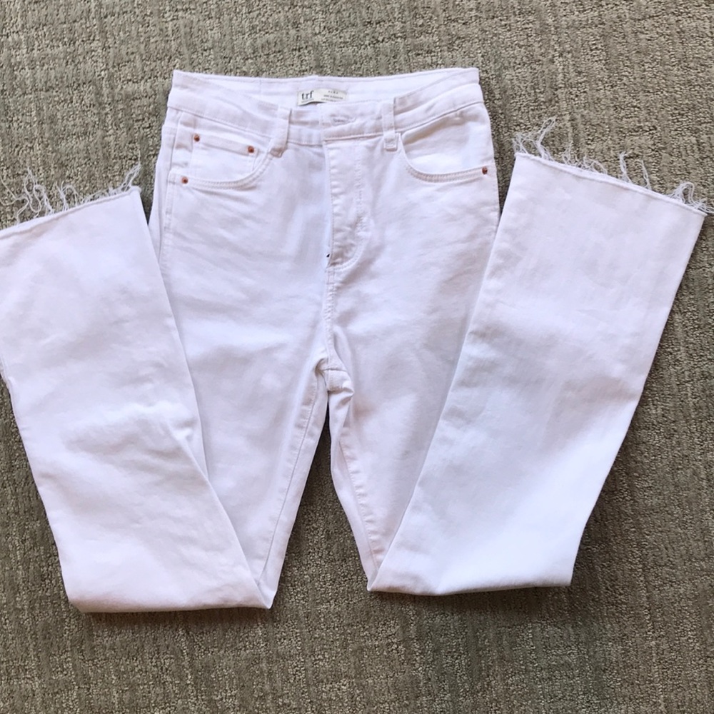 Zara White High-rise denim jeans. Size 2